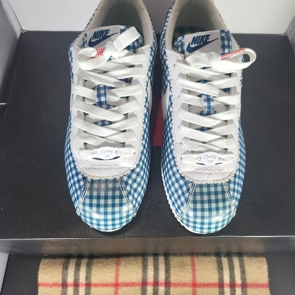 Size 8.5- Nike Classic Cortez QS Womens White Blue Plaid BV4890-101 Sneakers. FI - Picture 8 of 12